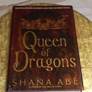 Book - " Queen of Dragons "